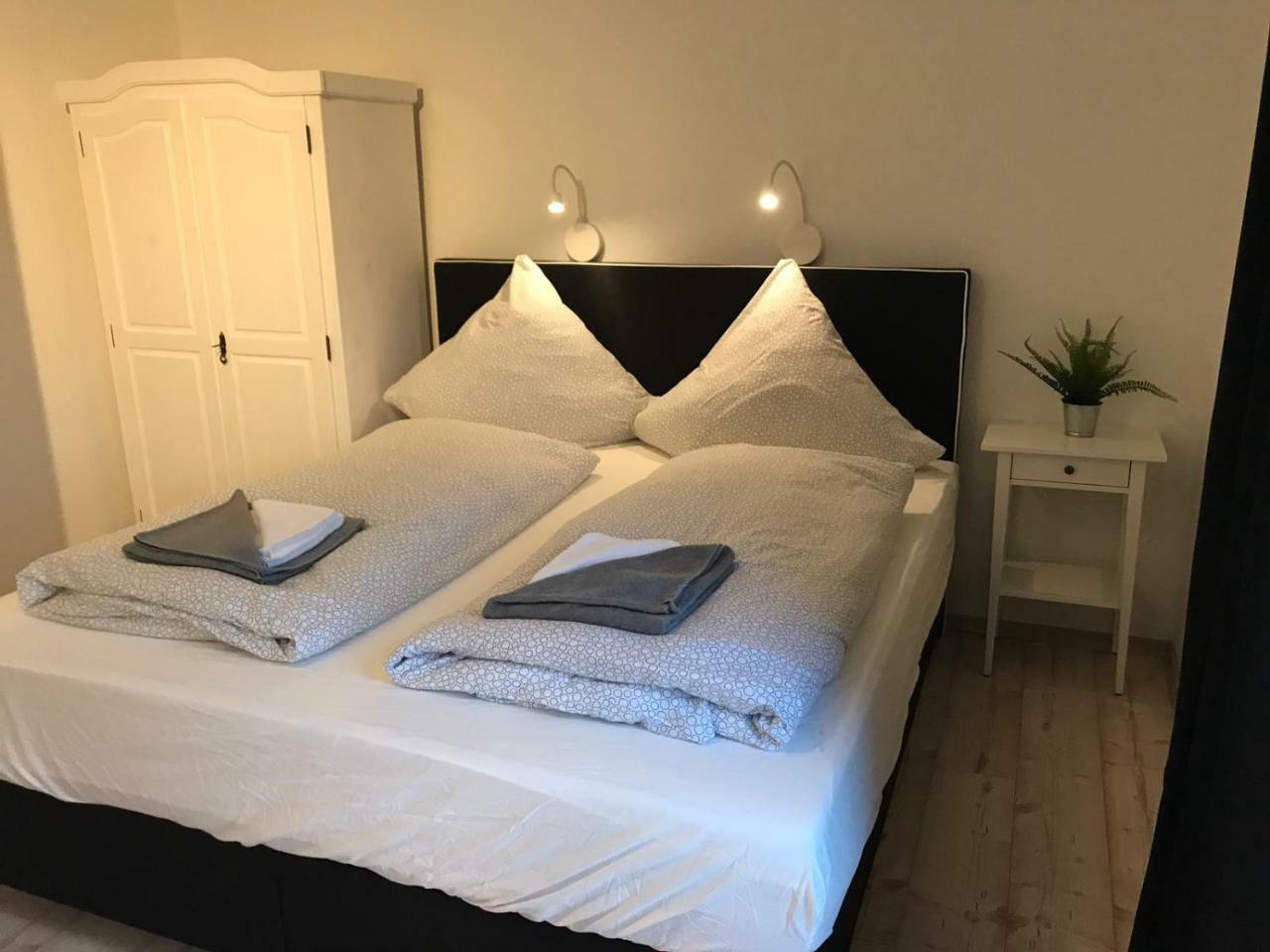 Kleine Moewe Aparthotel Neßmersiel Exterior foto